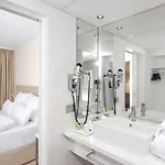 Nh Nuernberg Отель
