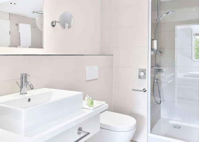 Hotel Nh Nuernberg 4*